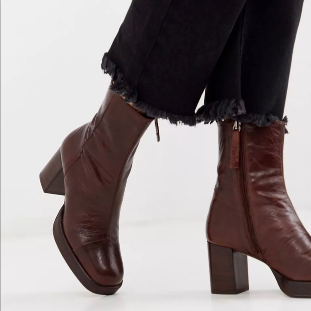 Brown Leather Heeled Boots